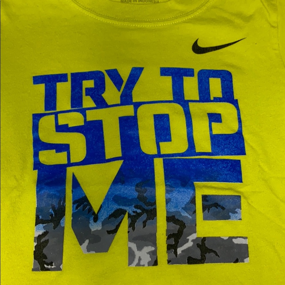 Nike tee